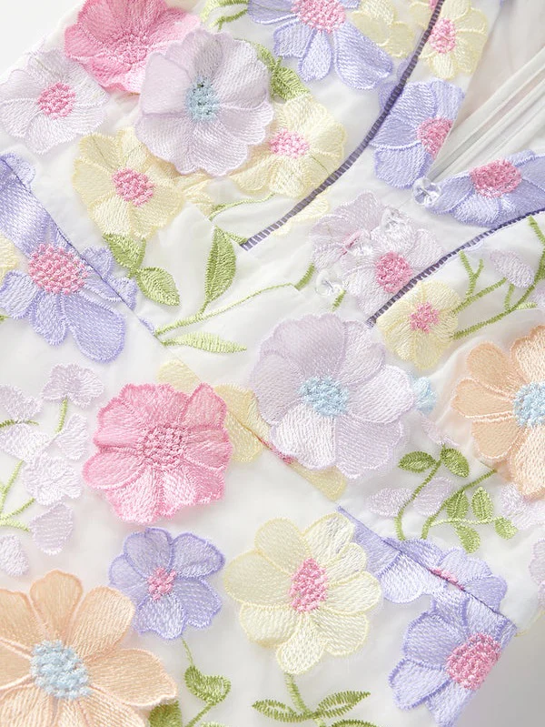 Amara embroidered dress - Image 6